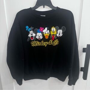 Disney Mickey & Co. Black Sweatshirt M Graphic Crewneck Vibrant Mickey & Friends